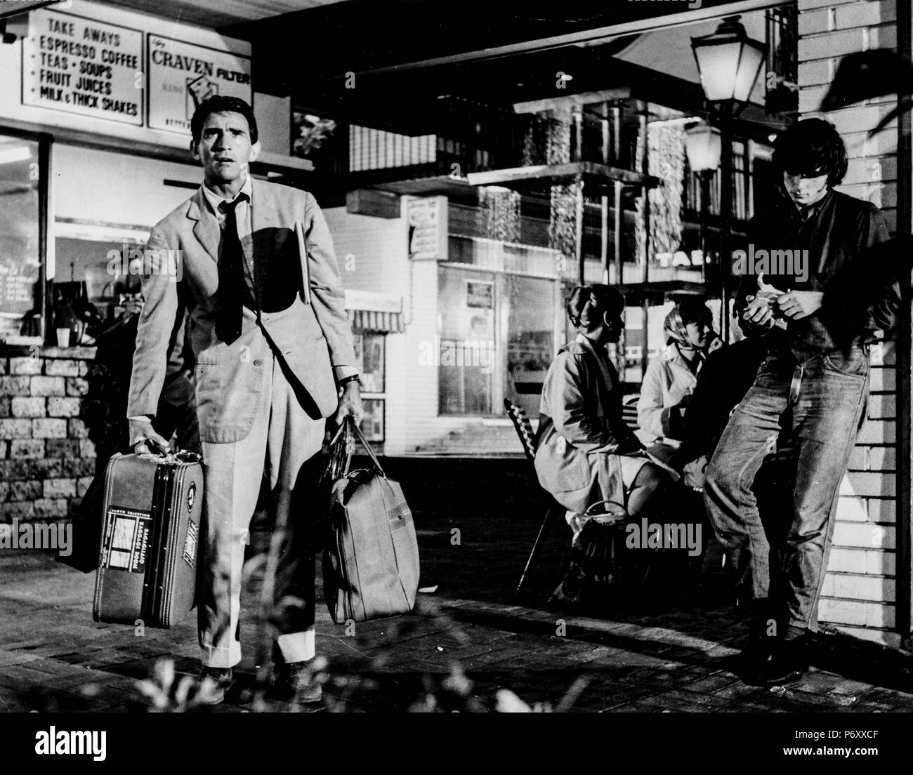 Walter Chiari, son un extraño mob, 1966 Foto de stock