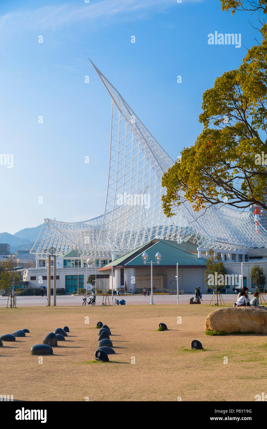 Museo Marítimo, Kobe, Kansai, Japón Foto de stock