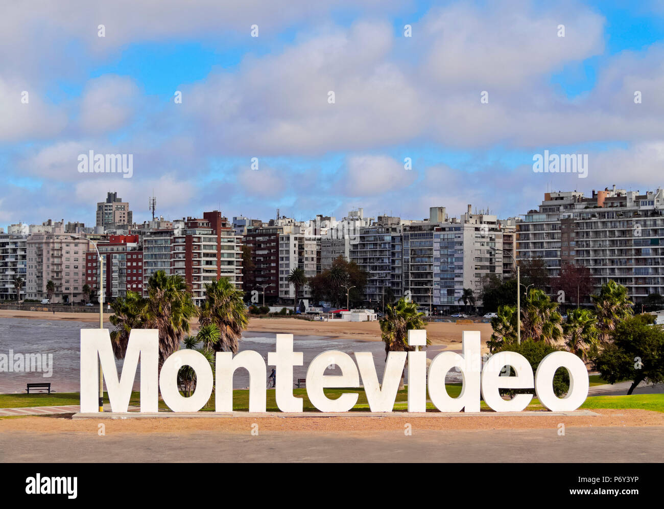 Uruguay, Montevideo, Pocitos, Vista del signo de Montevideo. Foto de stock