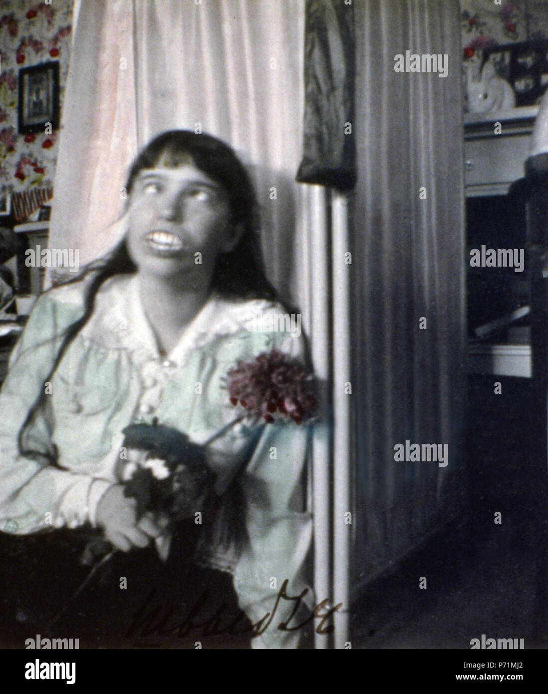 Inglés: Anastasia Nikolaevna de Rusia travesuras. 1915 o 1916 8 Anastasia Nikolaevna de Rusia jugando Foto de stock