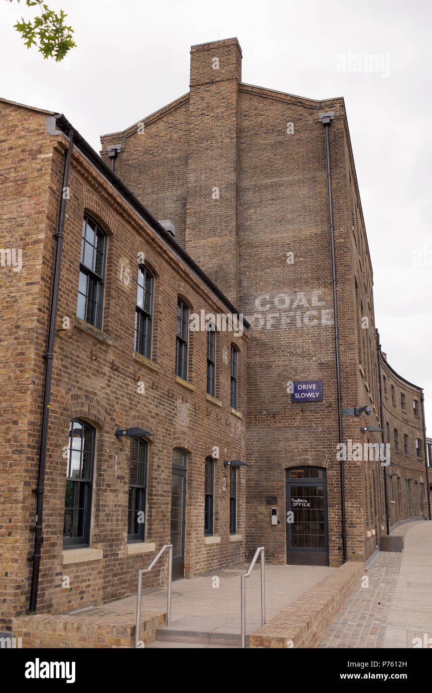 El edificio de oficinas de carbón en Kings Cross, London Foto de stock