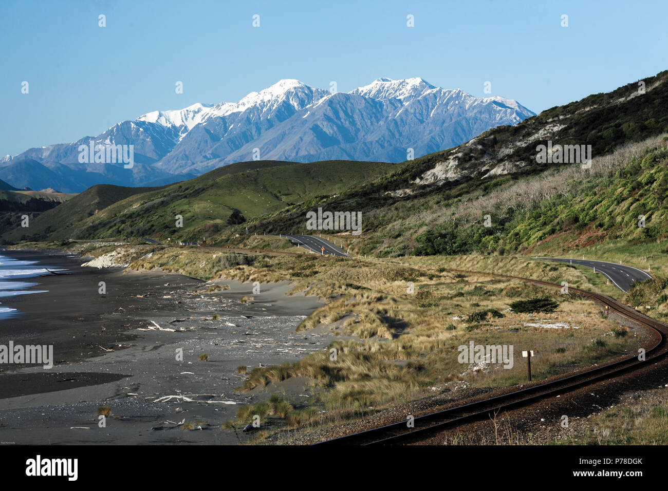 La costa de Kaikoura antes del terremoto de 2016 en Kaikoura, Nueva Zelanda Foto de stock