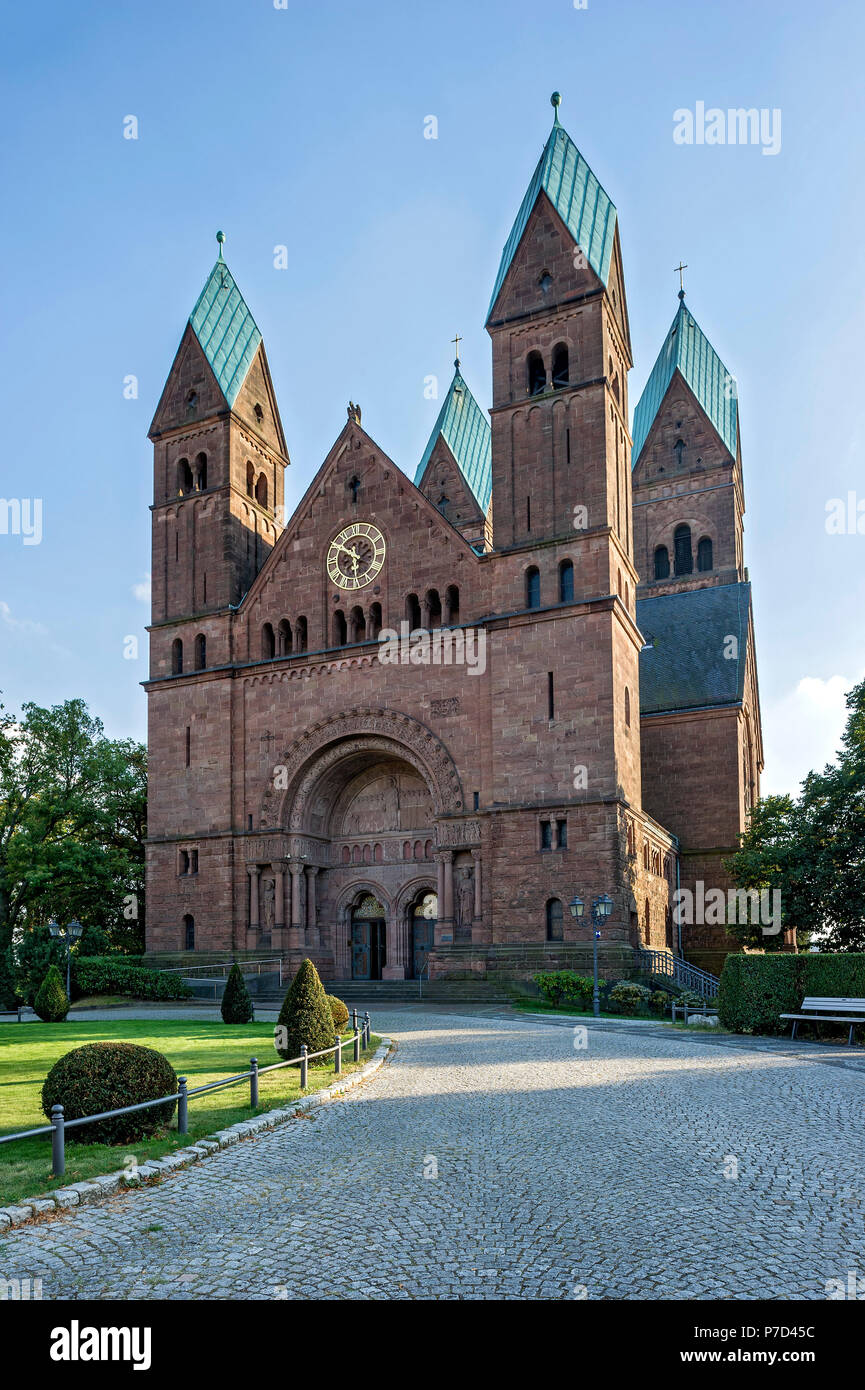 Iglesia románica del Redentor, Bad Homburg vor der Höhe, Hesse, Alemania Foto de stock