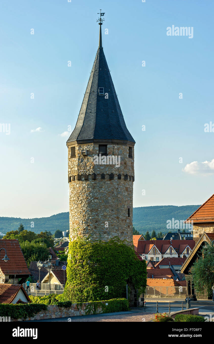 Torre románico reconstruido de bruja, Old Town, Bad Homburg vor der Höhe, Hesse, Alemania Foto de stock