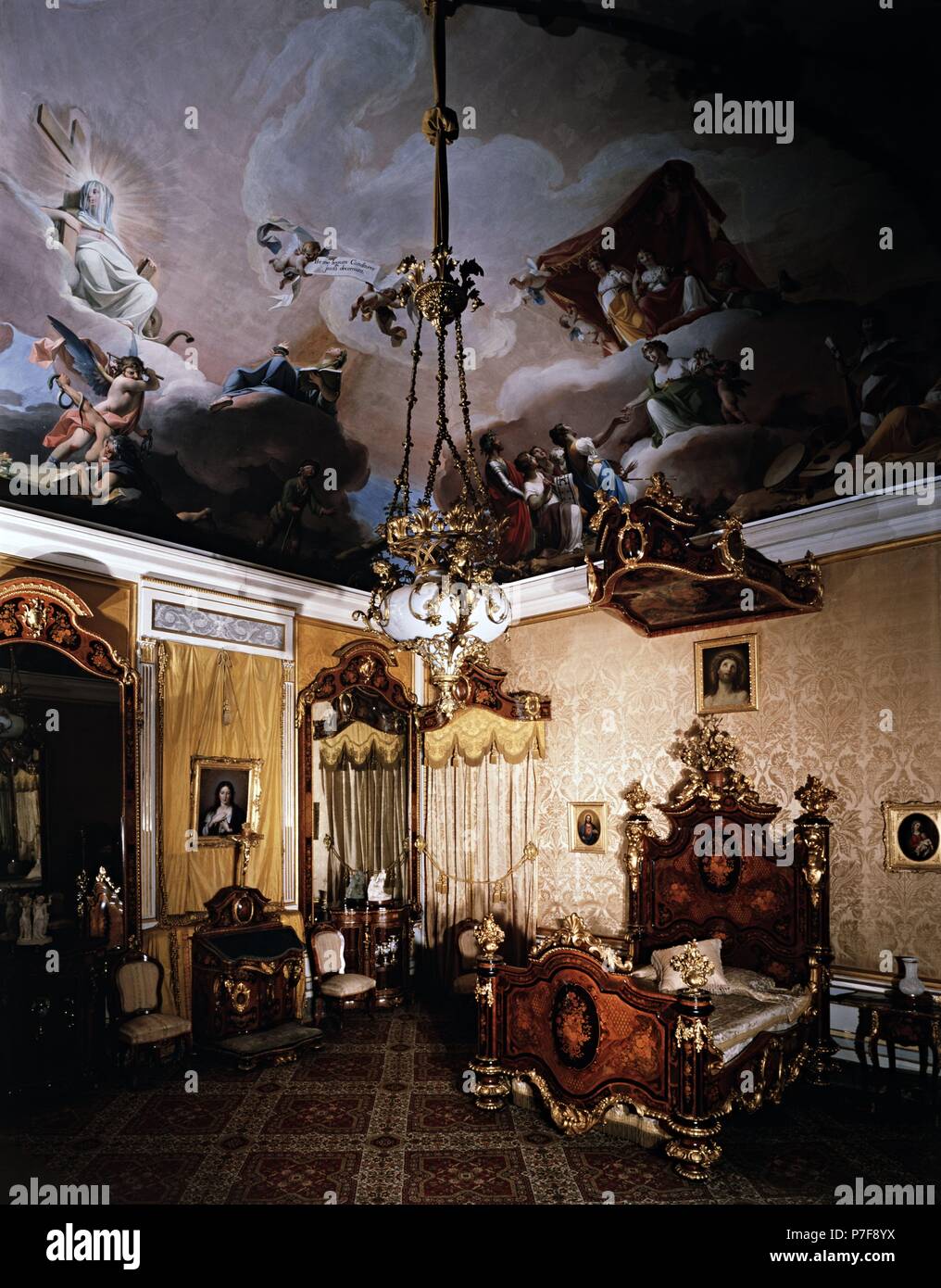 Conjunto interior del dormitorio de la reina, siglo XIX. Palacio Real, Aranjuez, Madrid. Foto de stock