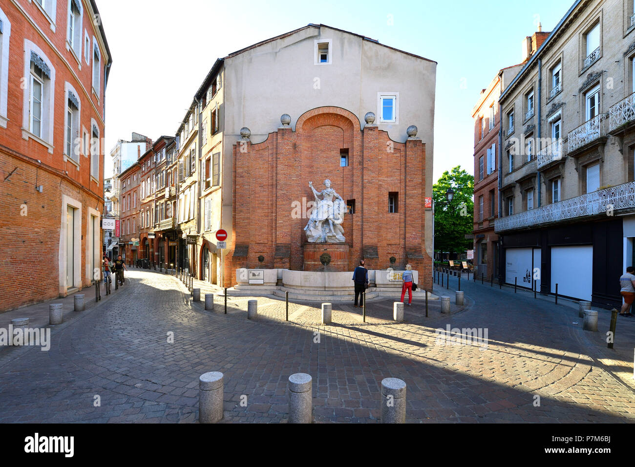 Francia, Haute Garonne, Toulouse, Saint Georges square, fuente Boulbonne Foto de stock