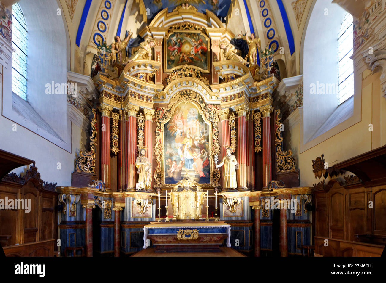 Francia, Haute Savoie, St Nicolas de Veroce, Les sentiers du Baroque, St Nicolas de Veroce iglesia, coro Foto de stock