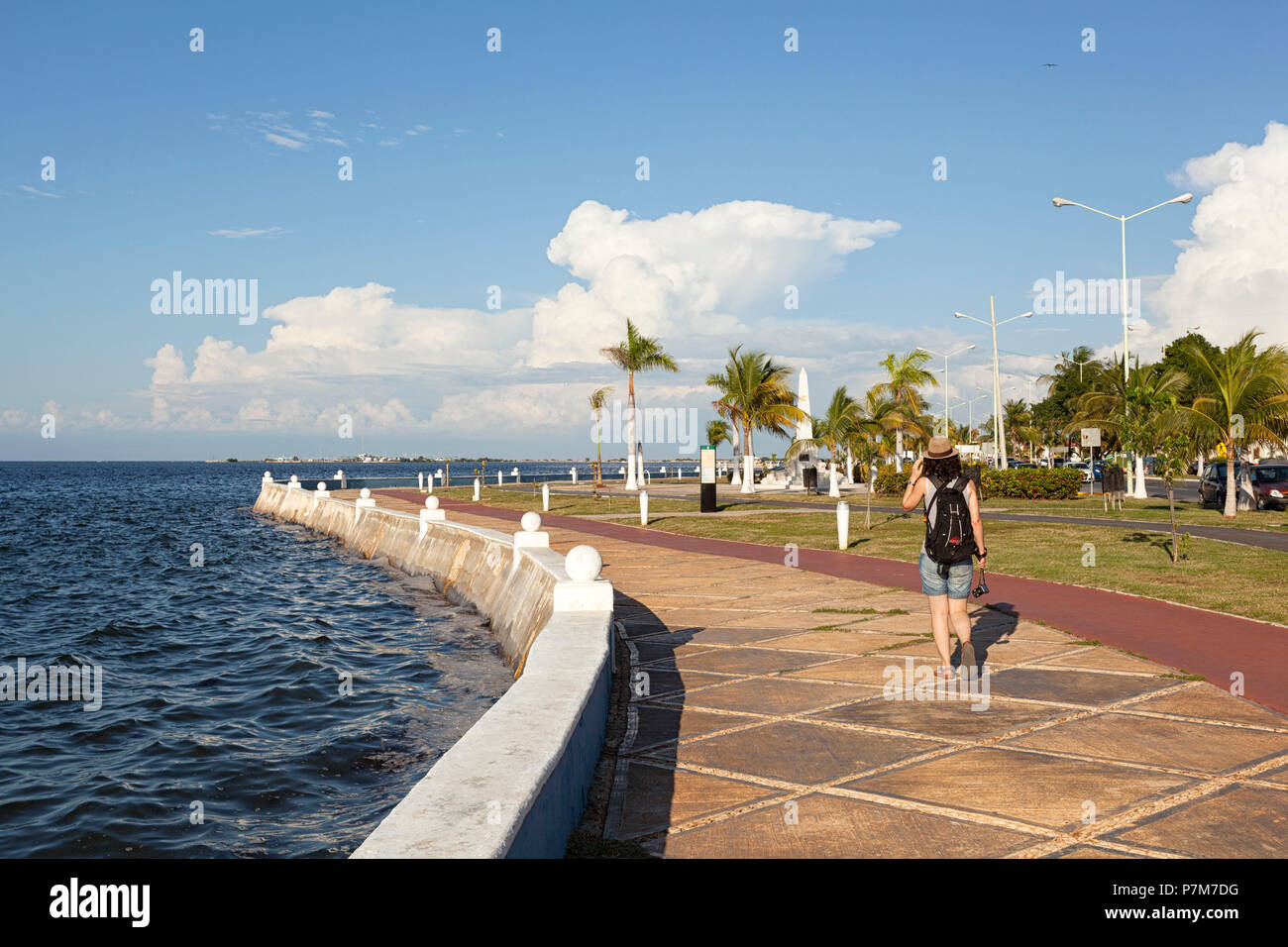 Un paseo turístico en Campeche promenade, San Francisco de Campeche, estado de Campeche, México. Foto de stock