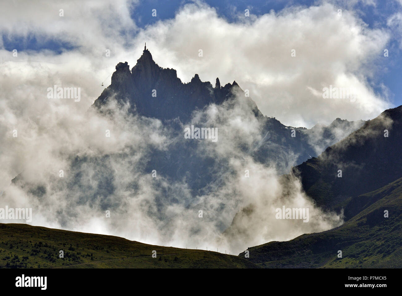 Francia, Alta Saboya, Chamonix Mont Blanc, a Aiguille du Midi (3848m) Foto de stock