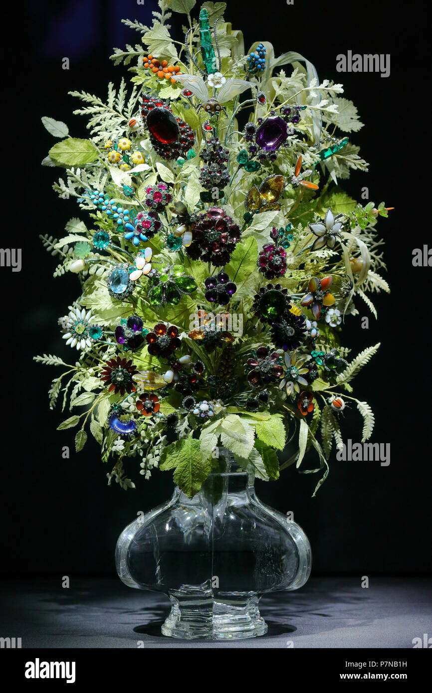 Bouquet de flores Imperial de piedras preciosas Foto de stock