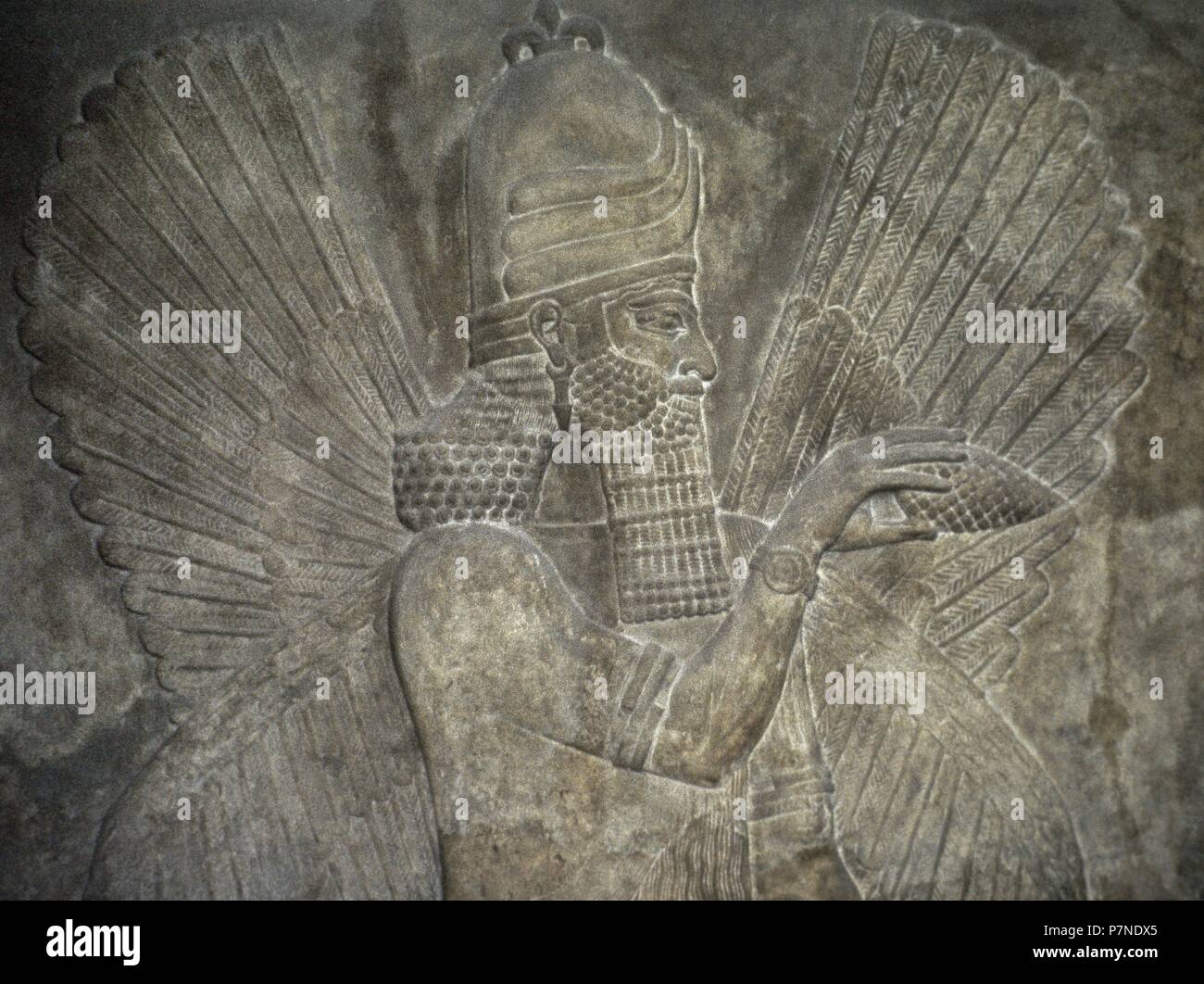 Genio alado asirio fotografías e imágenes de alta resolución - Alamy
