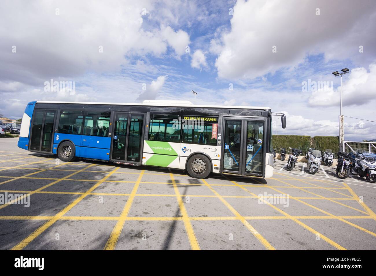 El autobús de la empresa municipal de transportes de Palma, EMT, Palma, Mallorca, Islas Baleares, España. Foto de stock