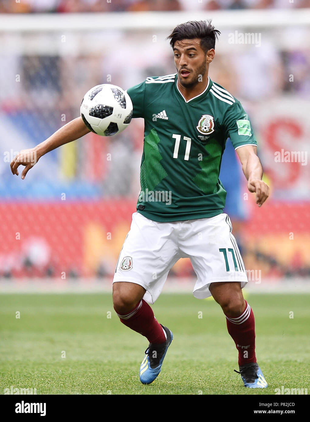 Moscú, Rusia - 17 DE JUNIO: Carlos Vela de México en acción durante la Copa  Mundial de la FIFA 2018 en Rusia El grupo F partido entre Alemania y México  en el