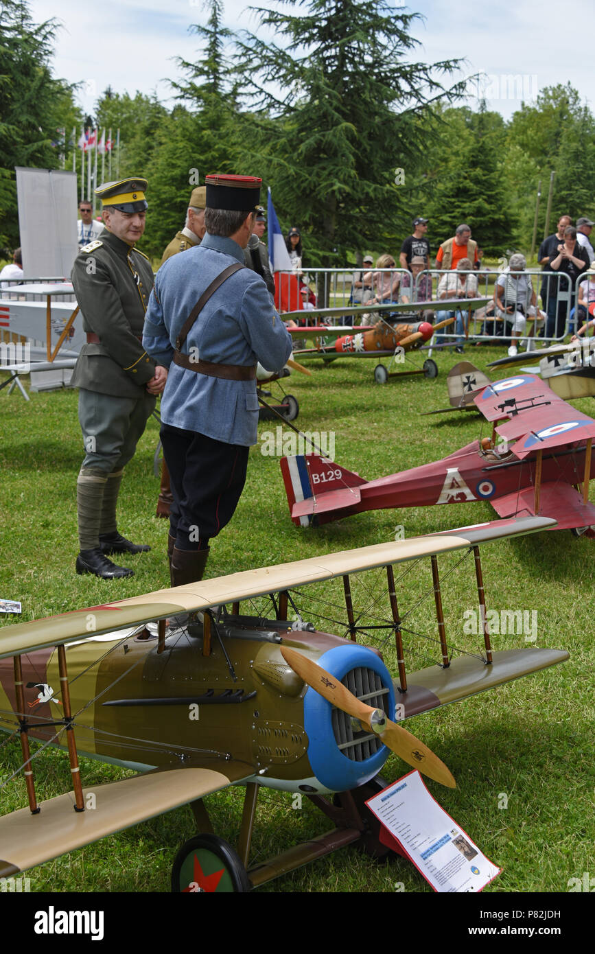 La recreacion historica en uniforme de piloto, centenario Shaow Aire; Musee de la Grande Guerre, WWI, Meaux, Seine-et-Marne, Île-de-France, Francia, Europa Foto de stock