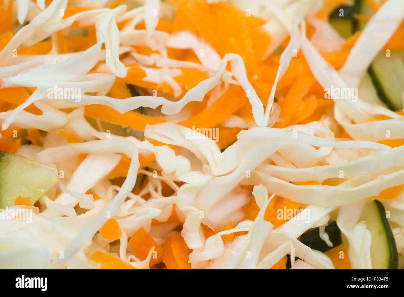 Repollo y zanahoria rallada para ensalada Coleslaw macro Foto de stock