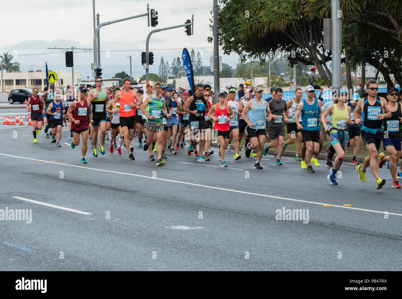 Gold Coast, Queensland, Australia, el 01 de julio de 2018, desconocidos corredores toman parte en la 40ª Maratón de Gold Coast. Foto de stock