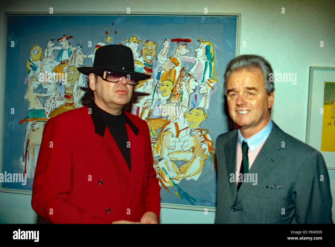 Udo Lindenberg Galerist Sanger Mit Hans Mayer En Der Ausstellung Jabegas Zehn Gebote Gemaldezyklus Die In