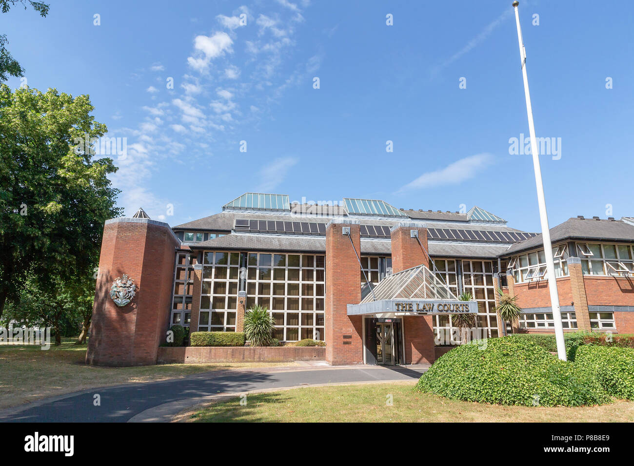 Entrada a los Tribunales en Warrington, Cheshire, Inglaterra, Reino Unido. Foto de stock