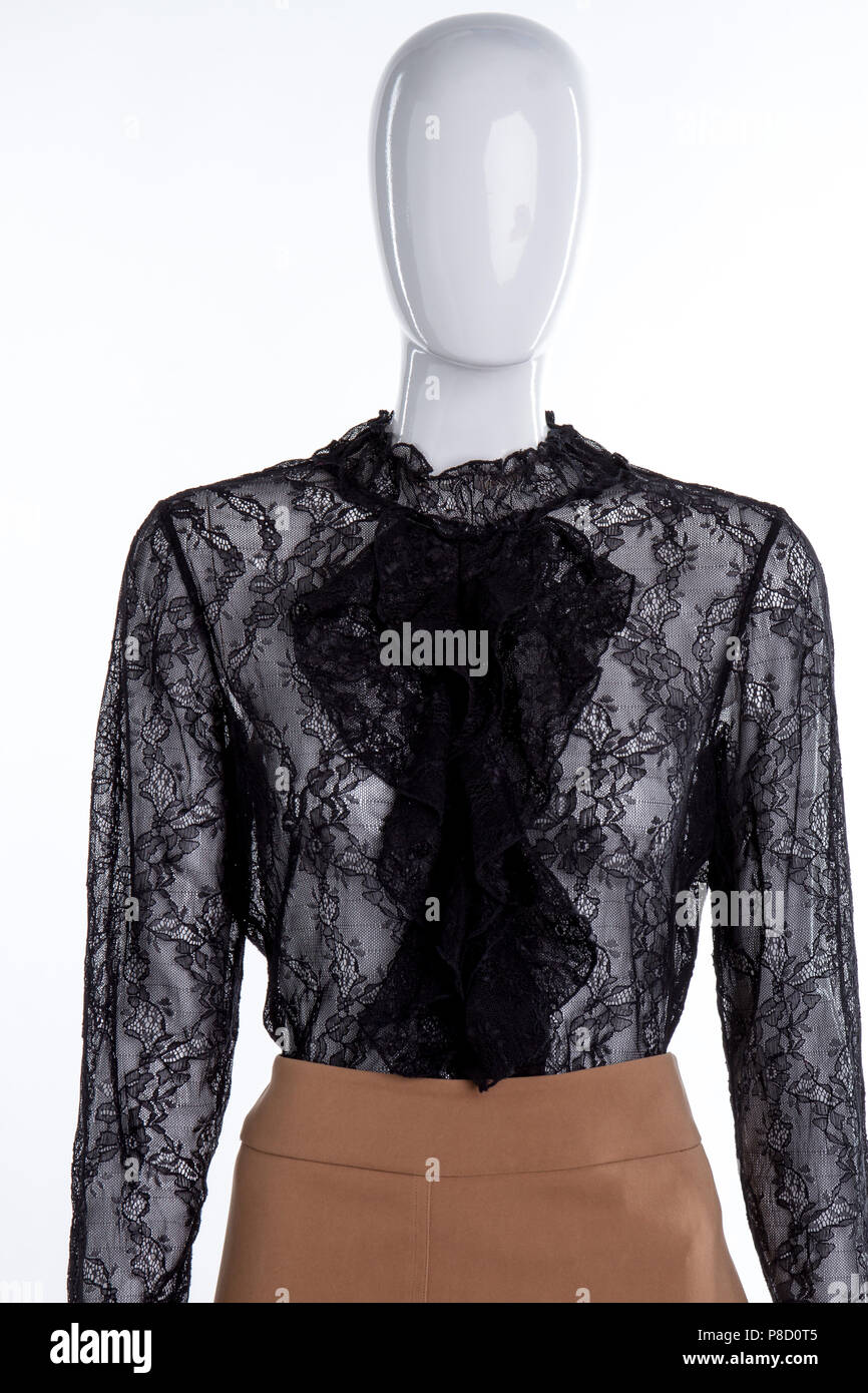 Blusa de encaje negro fotografías e imágenes de alta resolución - Alamy