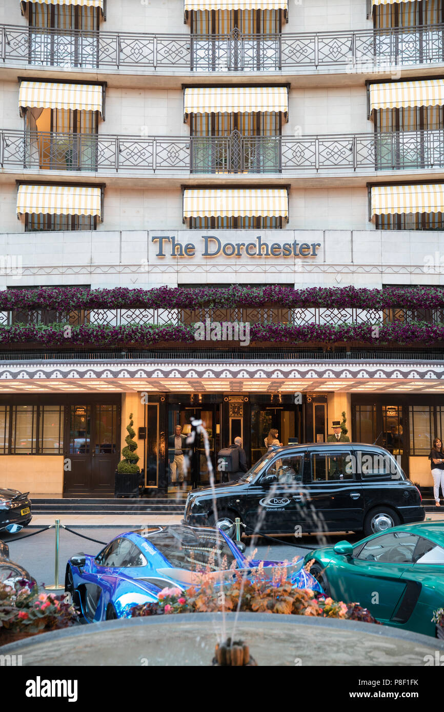 El Dorchester Hotel, Londres, Reino Unido. Foto de stock