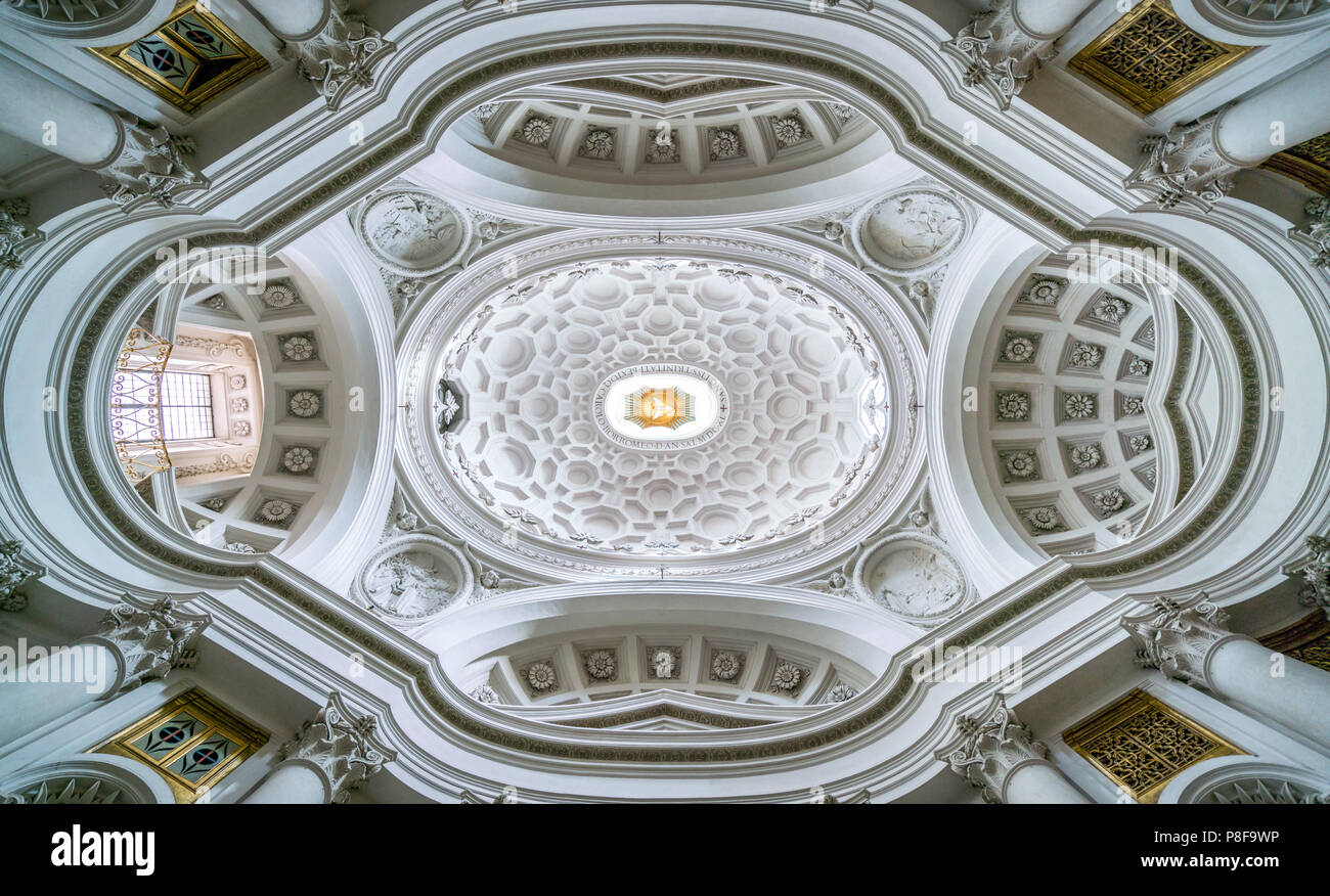 Church of saint charles at the four fountains fotografías e imágenes de  alta resolución - Alamy