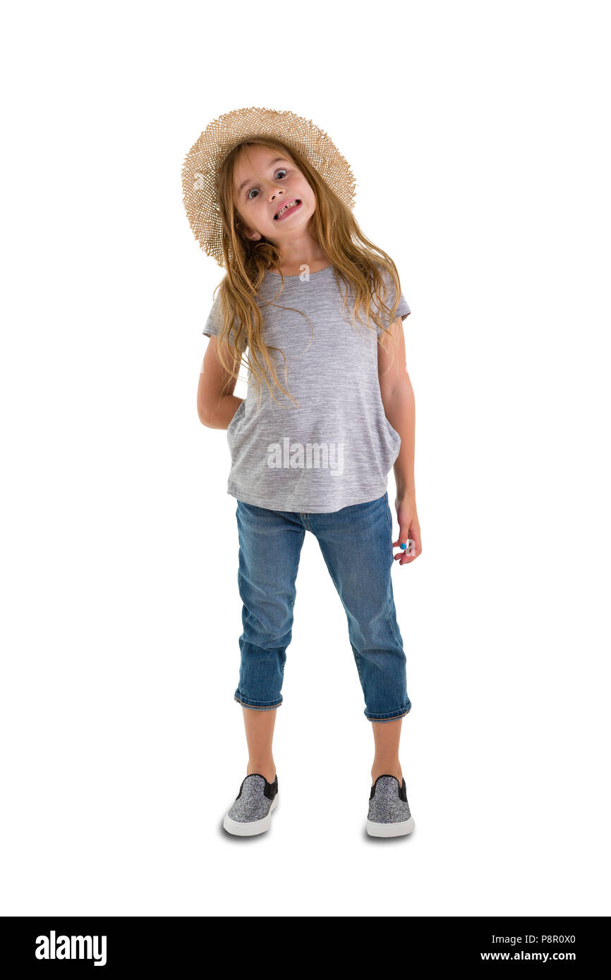 Concepto de diseño de camisetas - niña sonriente con una camiseta blanca en  blanco apuntándose a sí misma