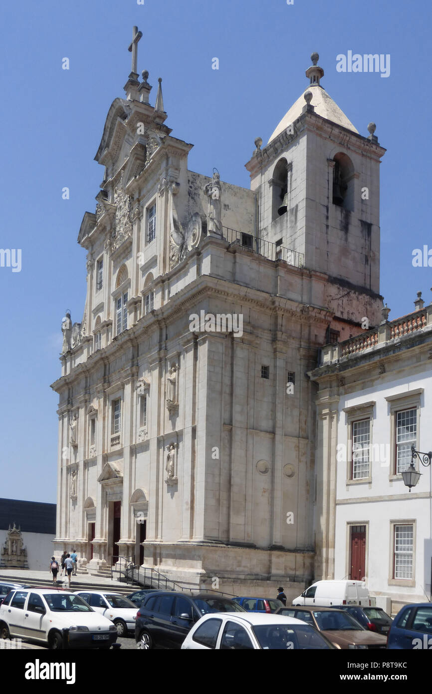 La nueva catedral en Coimbra, Portugal. La catedral del Santo Nombre de
