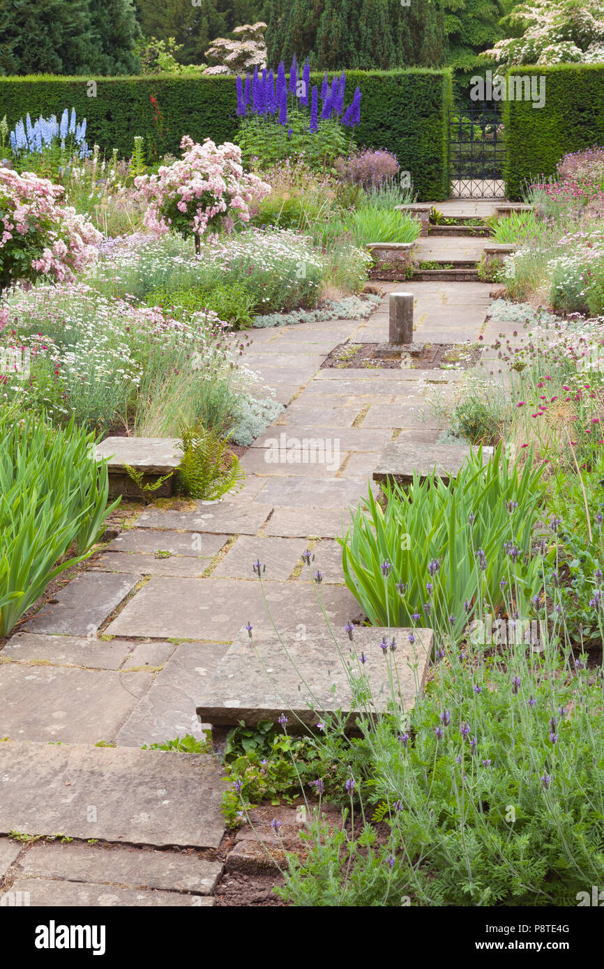 Newby Hall y jardines, Ripon, North Yorkshire, Reino Unido. El verano, de julio de 2018. Foto de stock