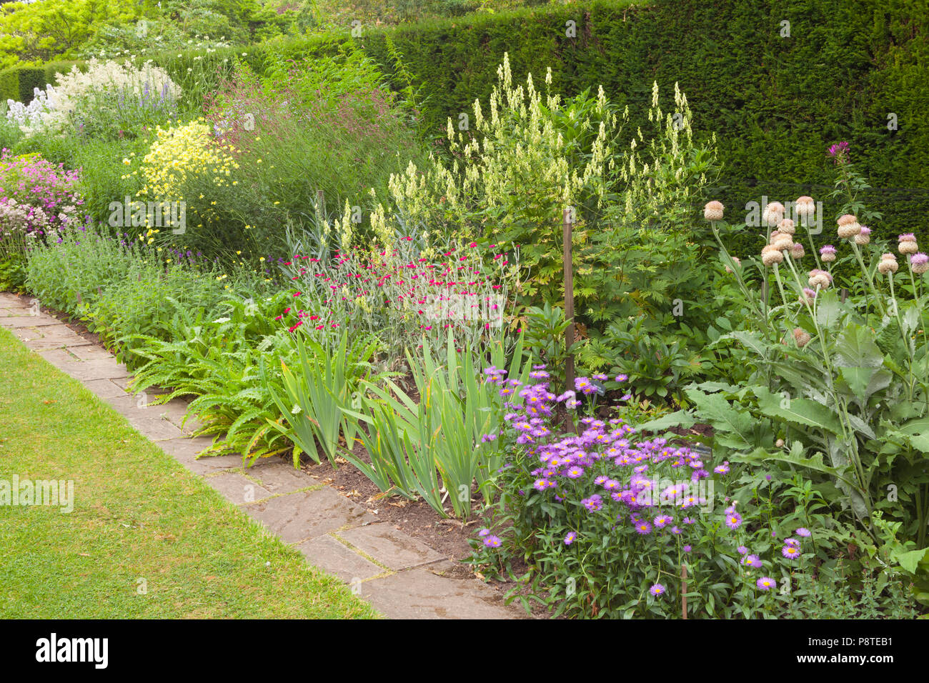 Newby Hall y jardines, Ripon, North Yorkshire, Reino Unido. El verano, de julio de 2018. Foto de stock