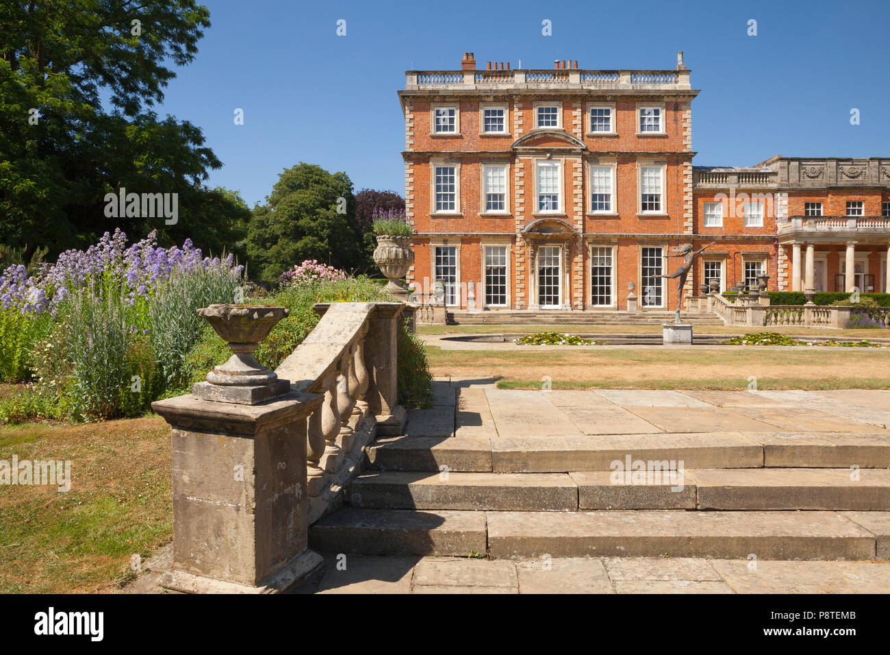 Newby Hall y jardines, Ripon, North Yorkshire, Reino Unido. El verano, de julio de 2018. Foto de stock