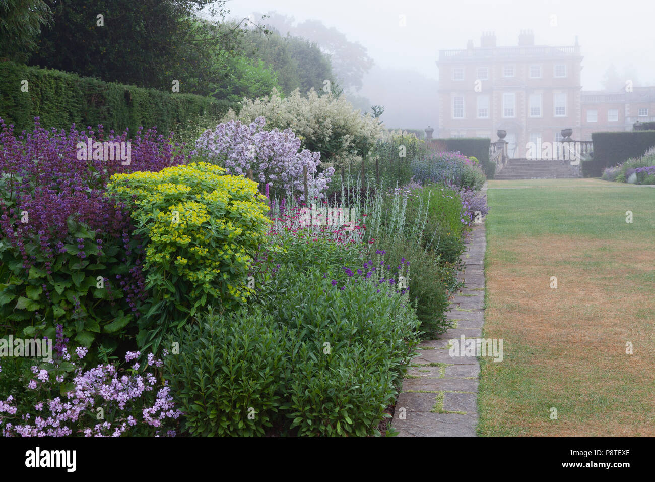 Newby Hall y jardines, Ripon, North Yorkshire, Reino Unido. El verano, de julio de 2018. Foto de stock