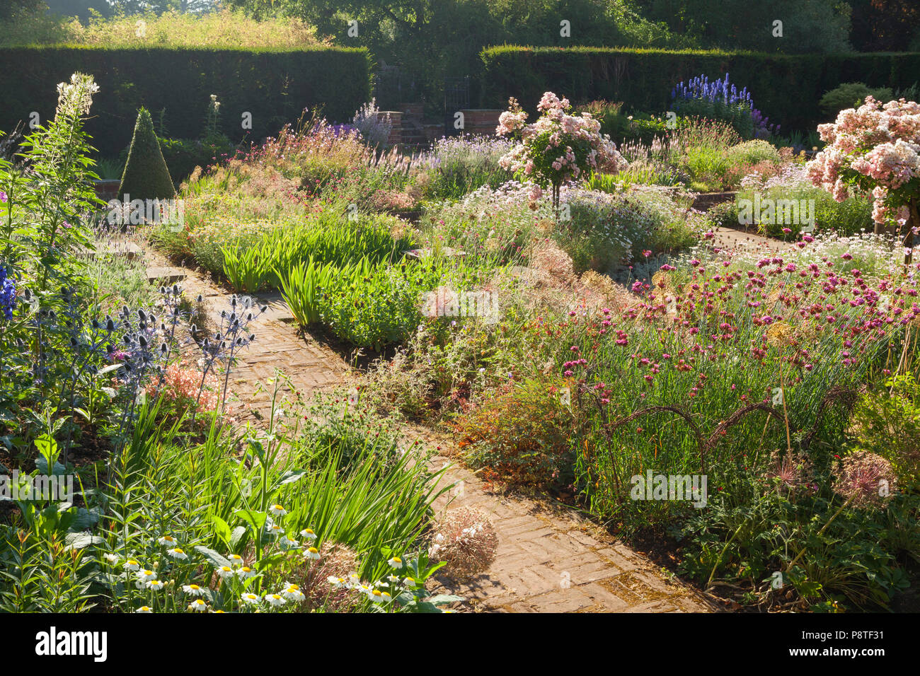 Newby Hall y jardines, Ripon, North Yorkshire, Reino Unido. El verano, de julio de 2018. Foto de stock