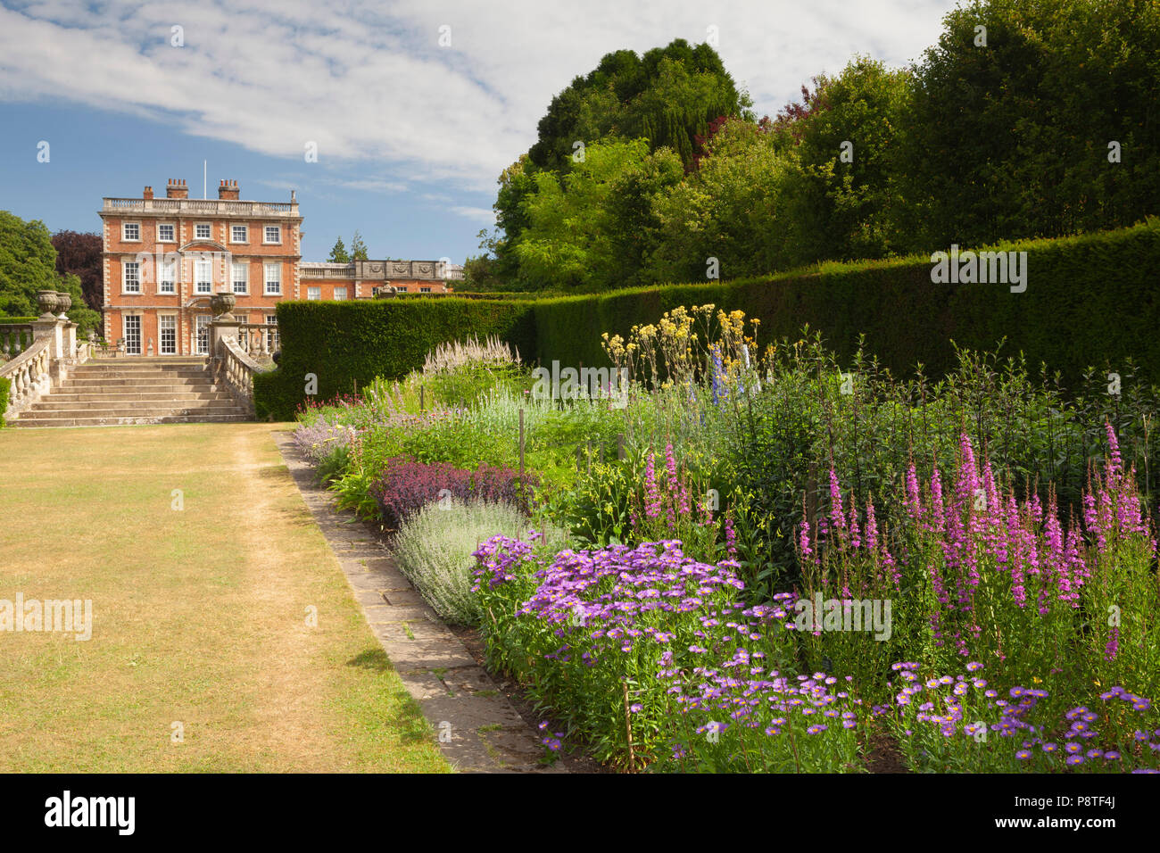 Newby Hall y jardines, Ripon, North Yorkshire, Reino Unido. El verano, de julio de 2018. Foto de stock