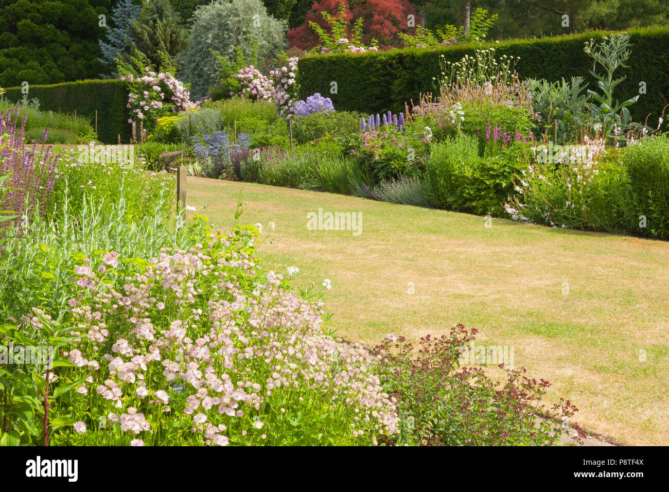 Newby Hall y jardines, Ripon, North Yorkshire, Reino Unido. El verano, de julio de 2018. Foto de stock