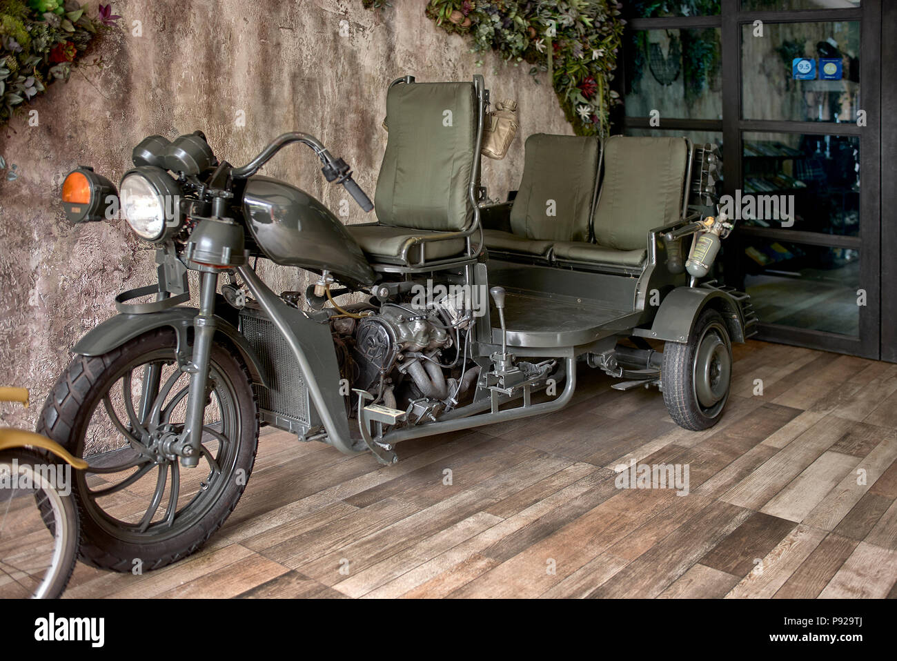 Réplica de la motocicleta de la Segunda Guerra Mundial Fotografía de stock  - Alamy