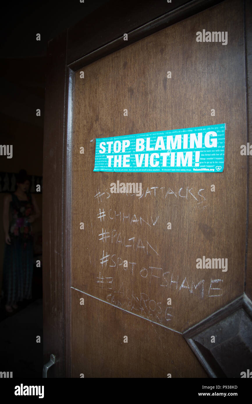 Puerta de Chhanv, la oficina de la campaña detener los ataques con ácido en Delhi, India Foto de stock