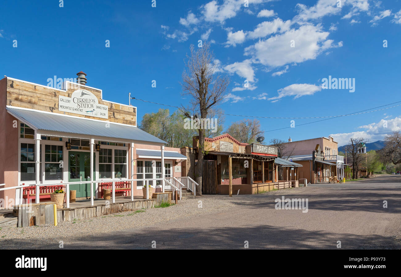 Nuevo México, Cerrillos, ubicado fuera de theTurquoise National Scenic Trail, desviación, Estado Hwy 14, Village Center Foto de stock