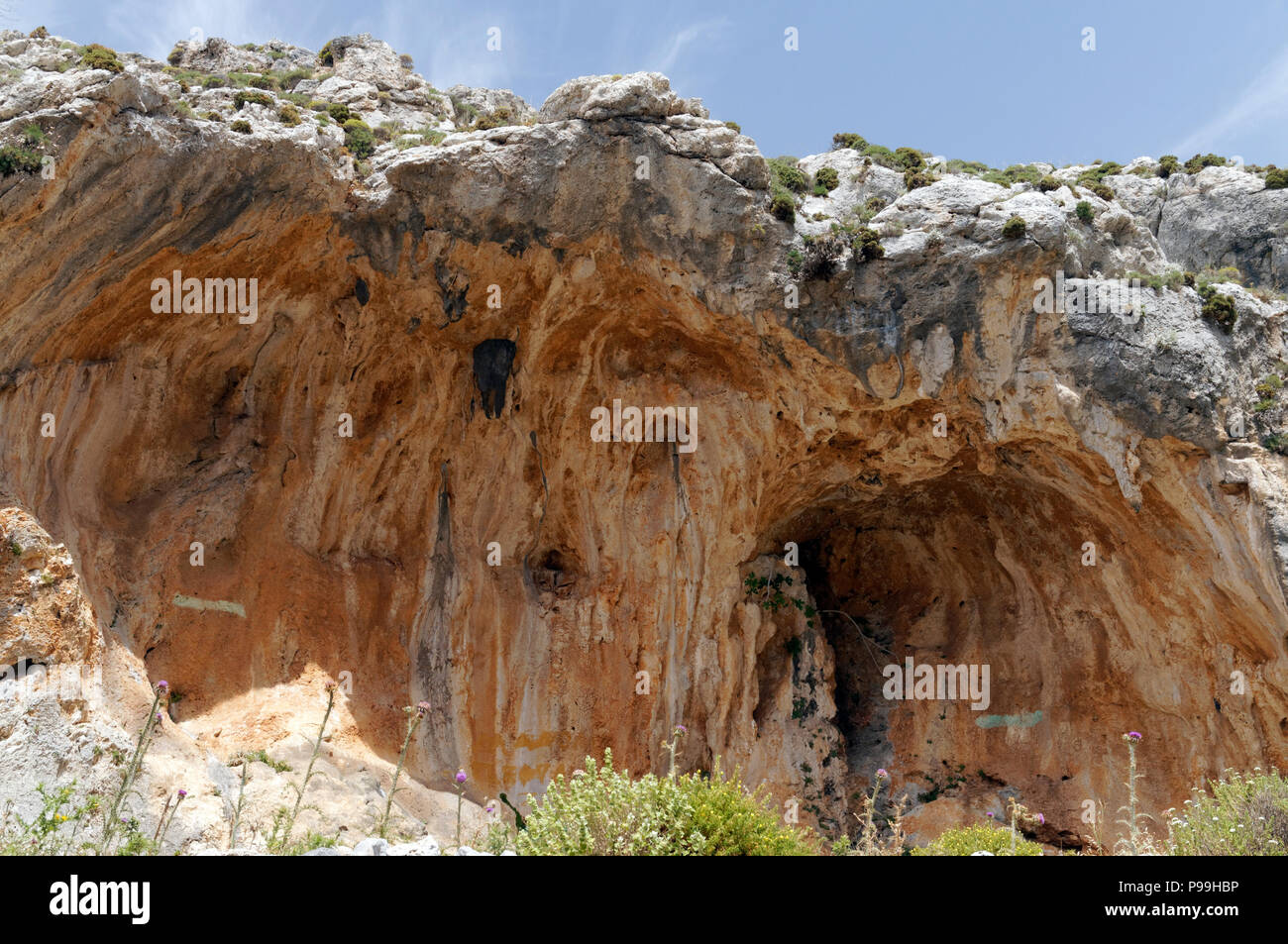 Tiempo gastado rock, Profitis Ilias, Kalymnos, o Kalimnos, islas del Dodecaneso, en Grecia. Foto de stock