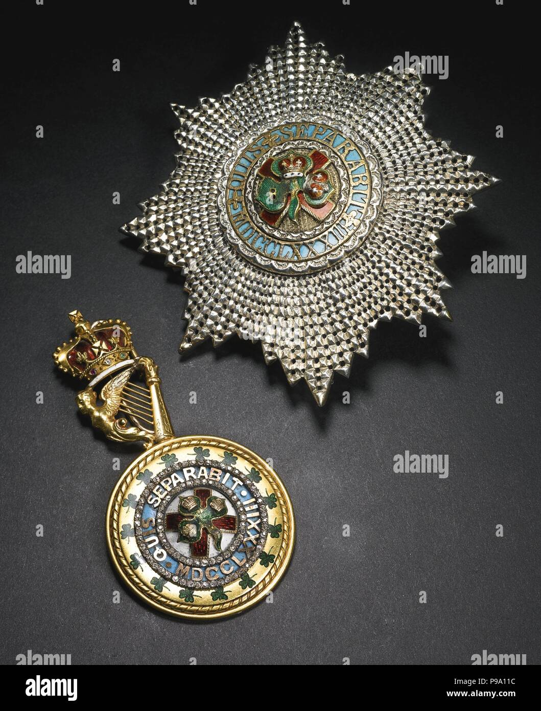 Orden de San Patricio, el conjunto del Gran Maestro de la insignia. Museo: Colección privada. Foto de stock