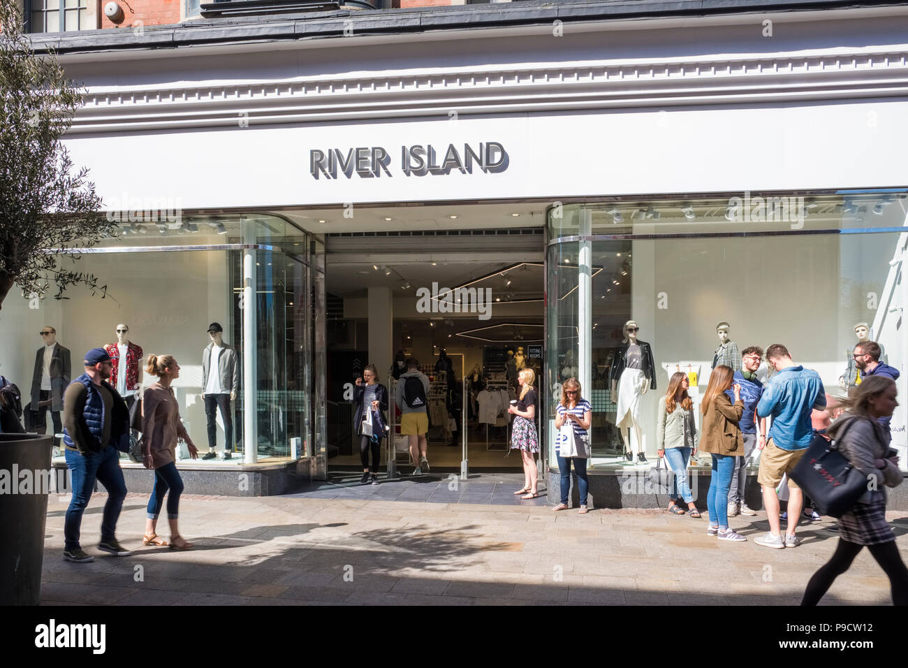River Island tienda, Grafton Street, Dublin, Irlanda, Europa Foto de stock