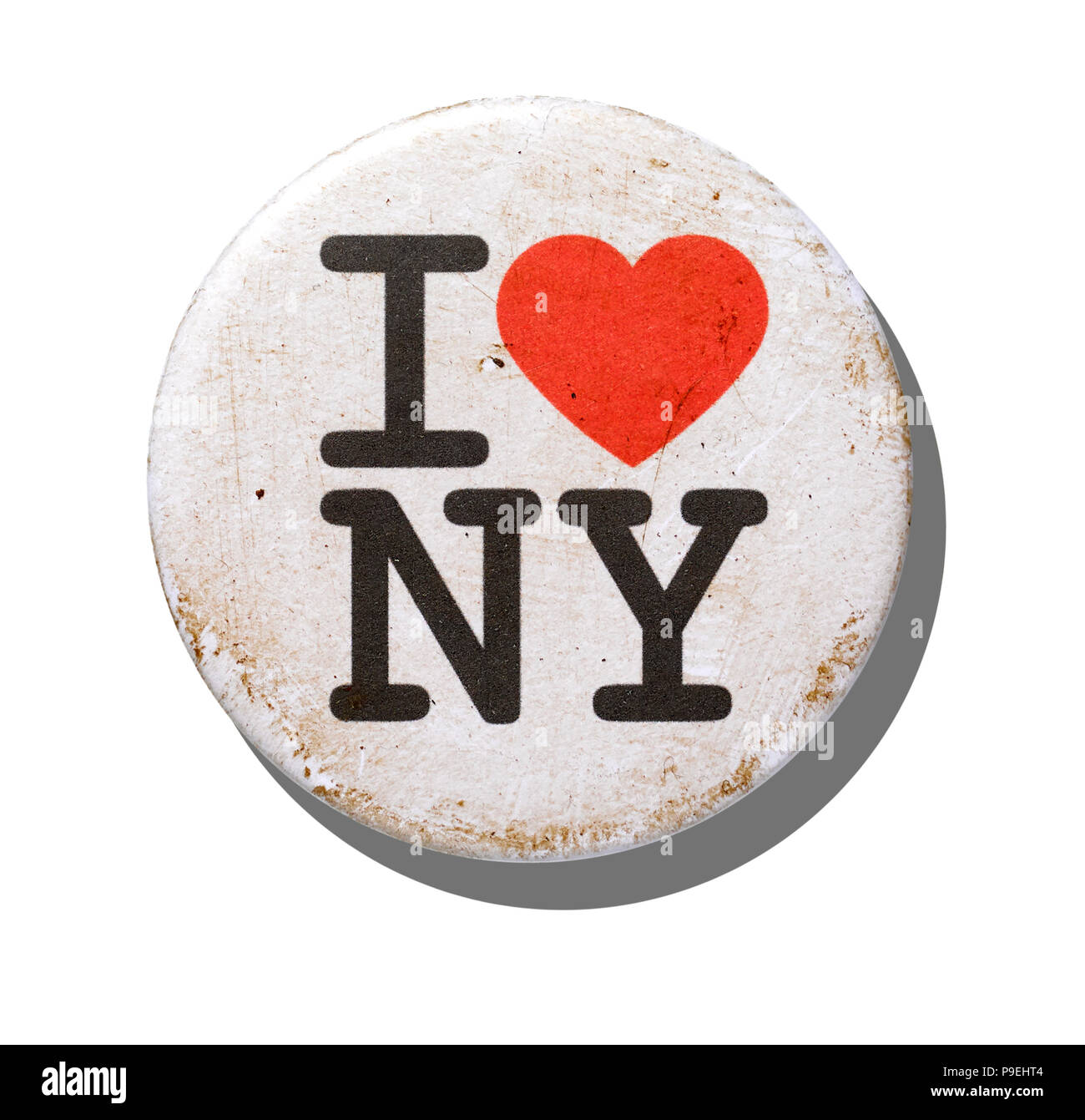 Una fotografía cenital de un afligido yo amo a Nueva York badge. Foto de stock