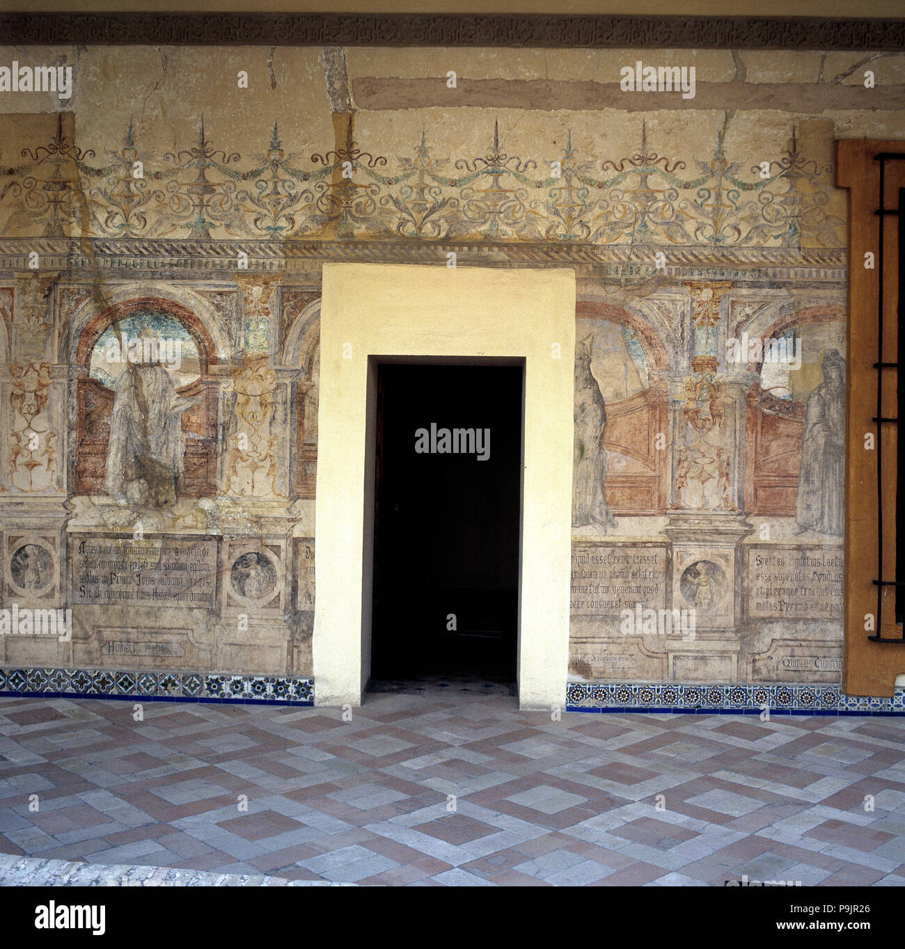 Pinturas Murales En La Galeria Superior De La Casa De Pilatos En