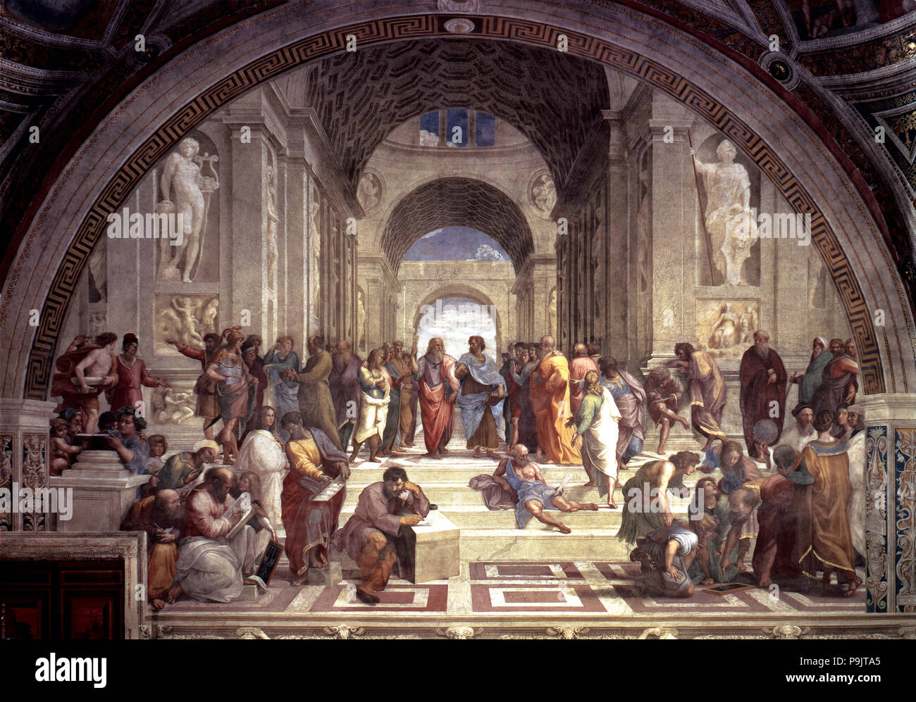 La Escuela de Atenas", de 1508, fresco de Rafael Sanzio Fotografía de stock  - Alamy