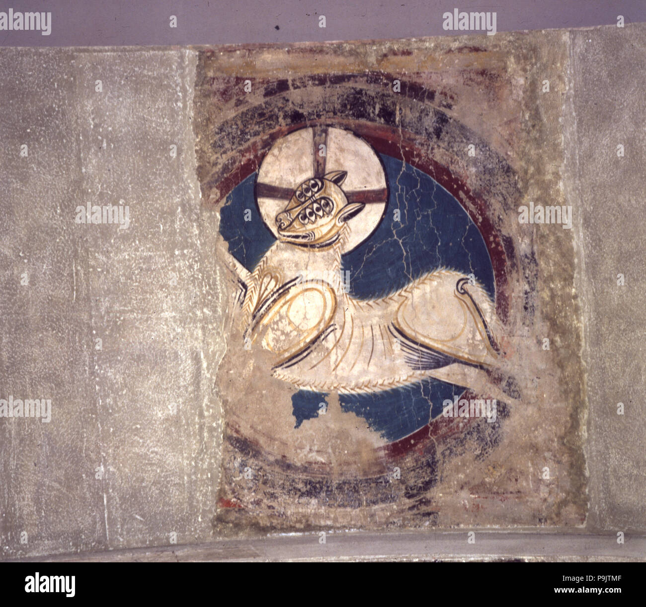 Detalle de la 'Agnus Dei' como apocalíptico del ábside de la iglesia de Sant Climent de Taüll en th… Foto de stock