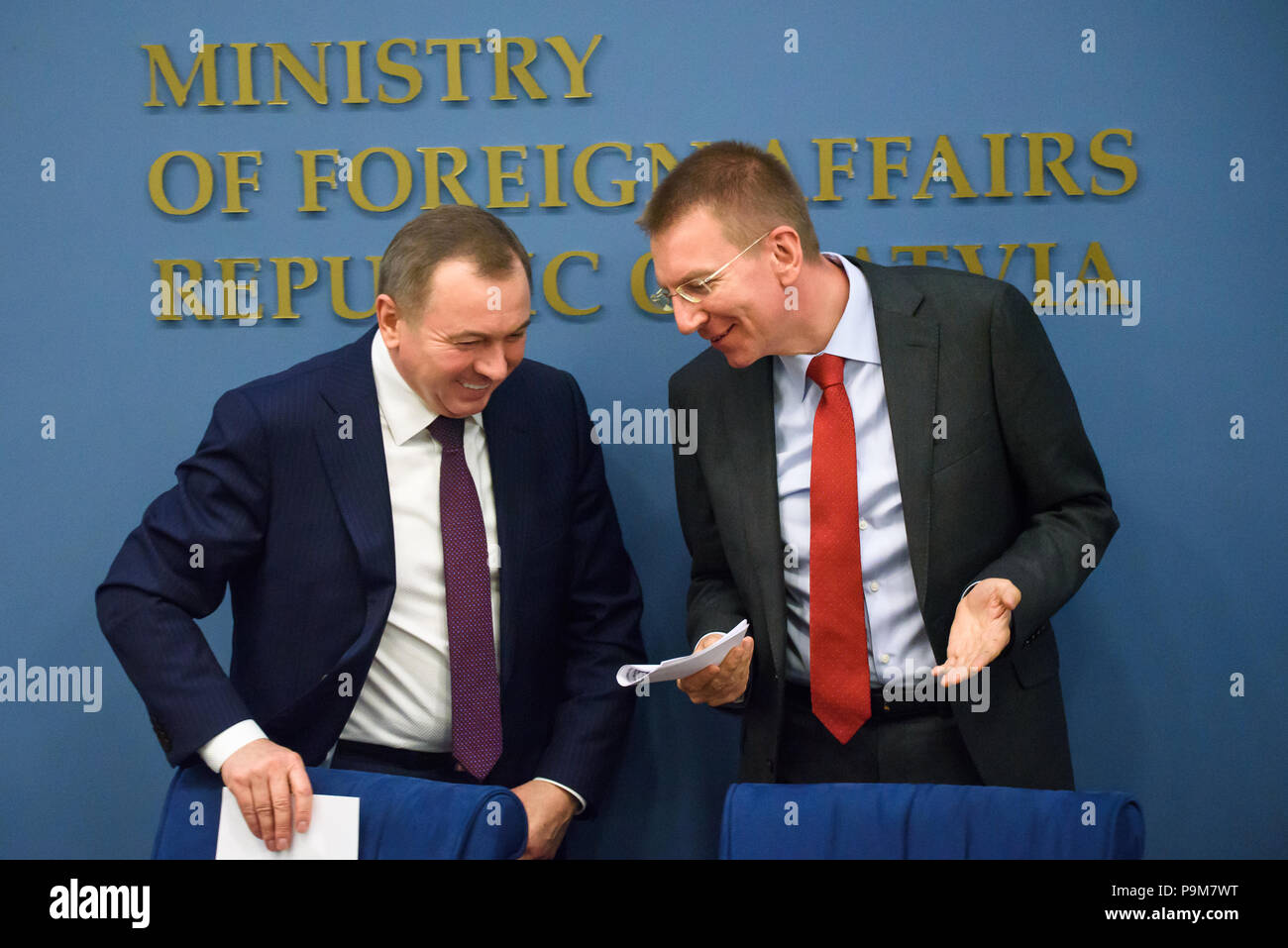 Riga, Letonia. El 19 de julio de 2018. 19.07.2018. Conferencia de prensa del Ministro letón Edgars Rinkevics y Ministro de Relaciones Exteriores bielorruso Vladimir Makei. Crédito: Gints Ivuskans/Alamy Live News Foto de stock