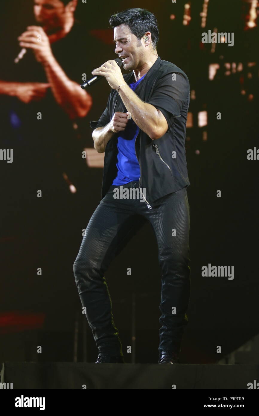 El bailarín, cantante y actor puertorriqueño Chayanne, durante la noche de su concierto en el eje en el Planet Hollywood en Las Vegas Nevada en 13 Sep 2015 Foto de stock