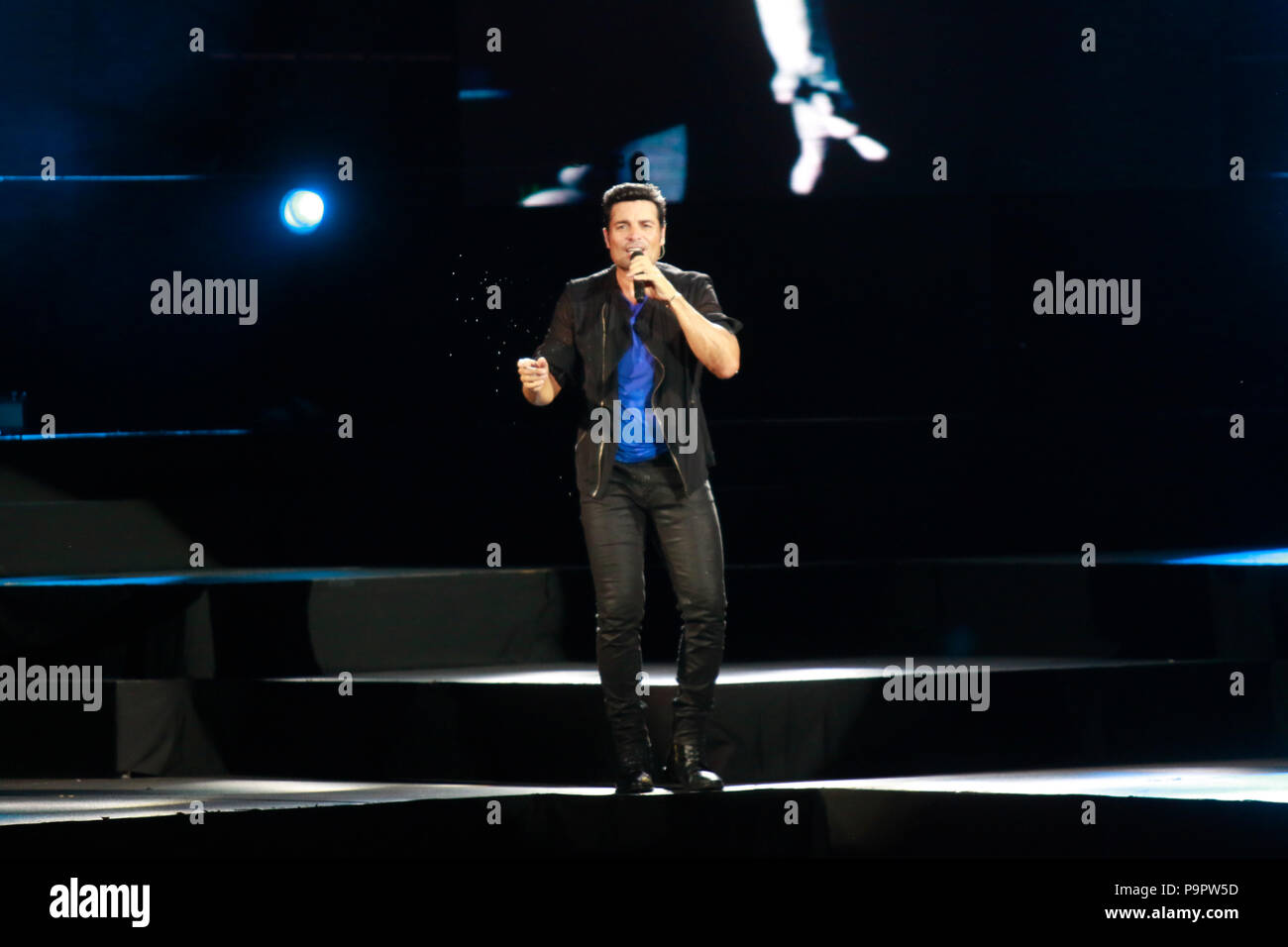 El cantante, actor y bailarín puertorriqueño Chayanne , durante su concierto en el Anfiteatro AVA de casino del Sol en Tucson, Arizona, el 4 de sep Foto de stock