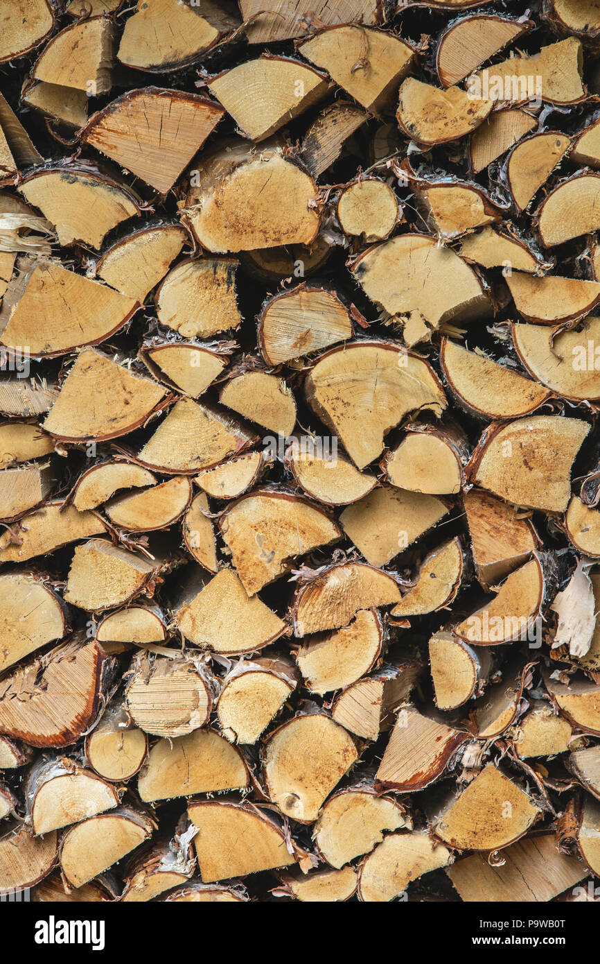 Montón de madera para quemar Foto de stock