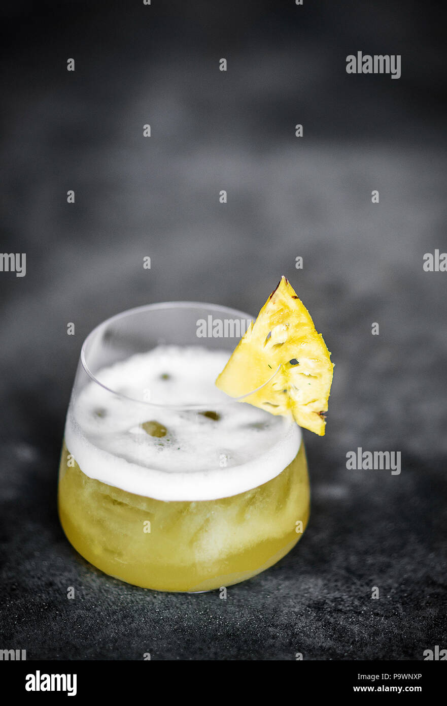 Piña de jengibre fotografías e imágenes de alta resolución - Alamy