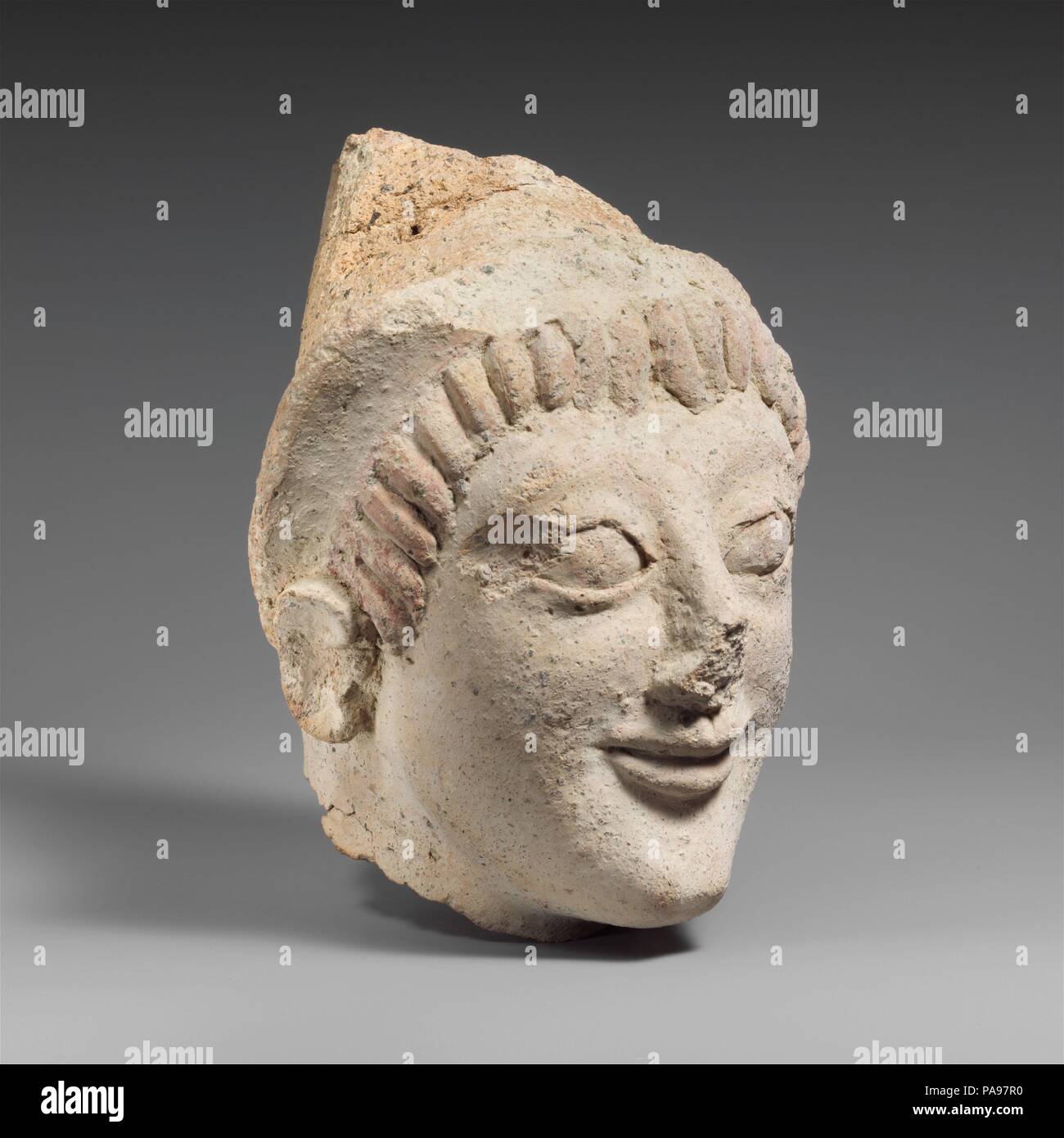 Etruscan statue head fotografías e imágenes de alta resolución - Alamy